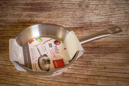 Poêle inox professionnelle 20 cm 